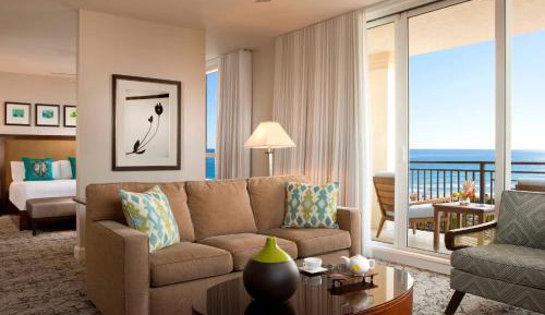 One-Bedroom Condo with Ocean Facing