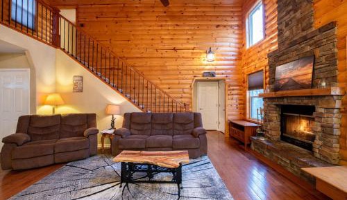 Three-Bedroom Holiday Home 