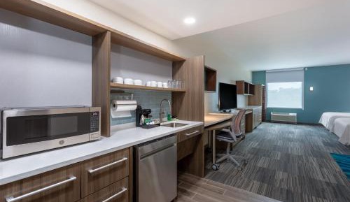 Studio Suite with Two Queen Beds