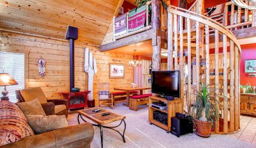 Three-Bedroom Vacation Home 