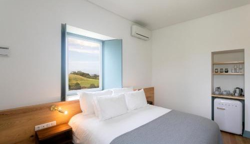 Double or Twin Room with Sea View