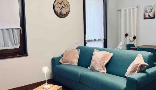 Studio with Mountain View