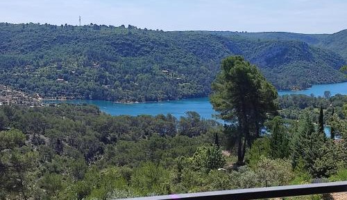 Two-Bedroom Apartment with Lake View