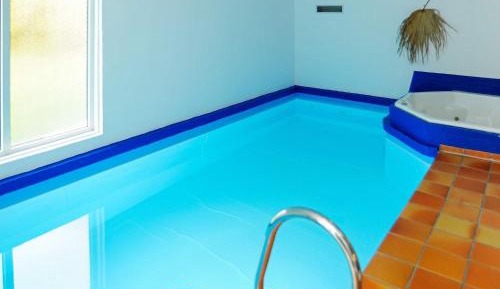 Five-Bedroom Holiday Home