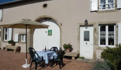 Holiday Home (5 Adults)