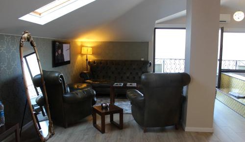 Presidential Suite