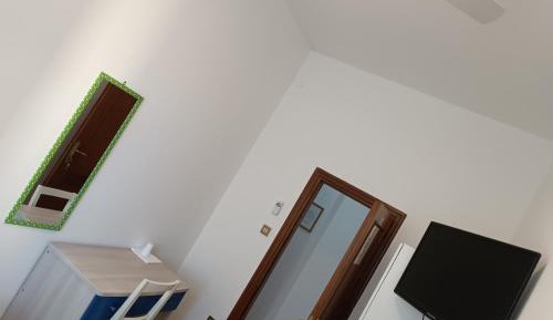 Twin Room with Shared Bathroom