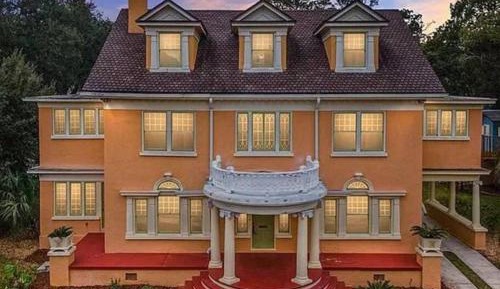 Six-Bedroom House