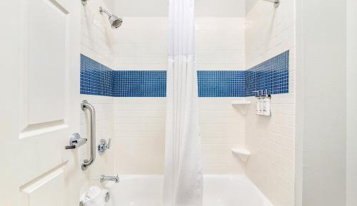 One-Bedroom Suite with Two Queen Beds