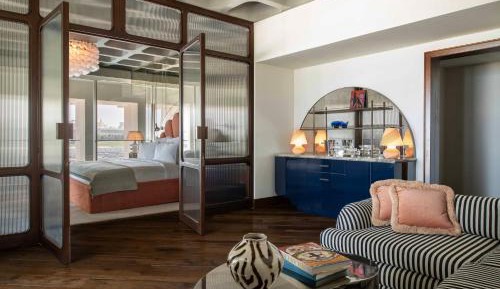 Palace View Suite