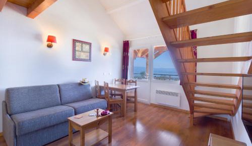 Two-Bedroom Apartment in Chalet (6 People)