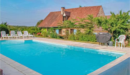 Three-Bedroom Holiday Home 