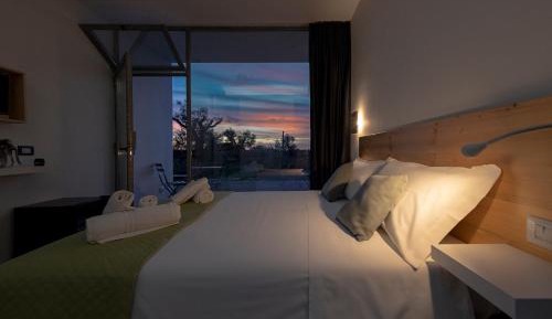 Double or Twin Room with Garden View