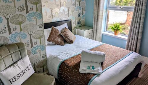 Single Room with Bathroom