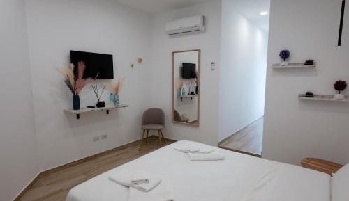 Large Double Room
