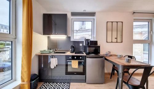 Studio Apartment