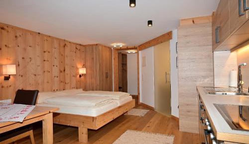 Studio Apartment