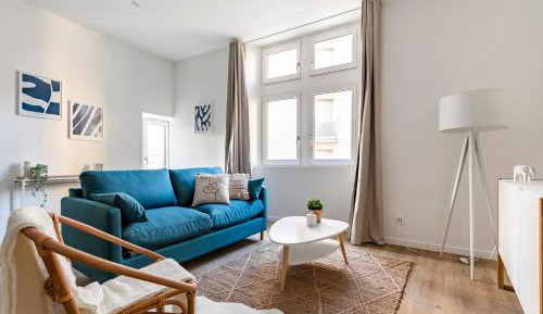 Deluxe Apartment