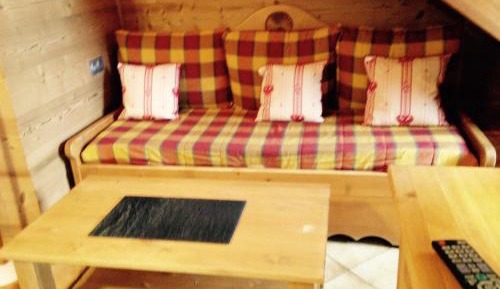 Apartment (8 Adults)