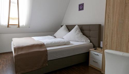 Small Double Room
