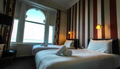 Twin Room with Sea View