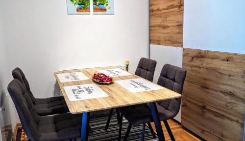 Apartment with Garden View