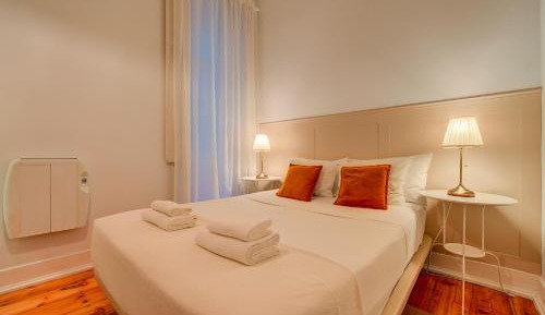 Economy Double Room with Shared Bathroom