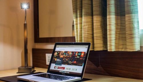 Double Room - includes 20% off Food & Beverage (excluding in-room dining)