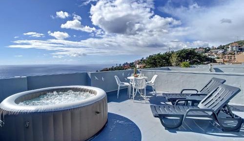 Apartment with Sea View