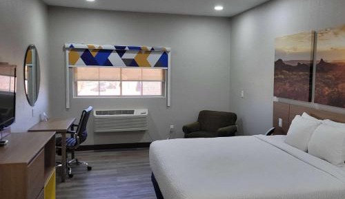 King Room - Non-Smoking