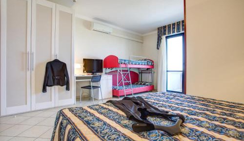 Comfort Quadruple Room