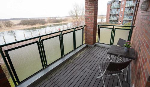 Family Room with Lake View
