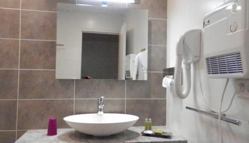 Single Room with Double Bed