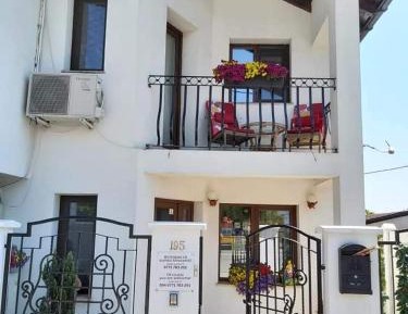 King Room with Balcony