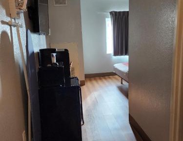 Double Room - Disability Access - Roll In Shower