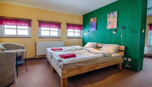 Deluxe Double or Twin Room
