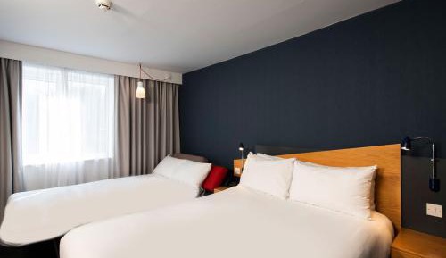 Standard Double Room with Sofa Bed and Free Hot Breakfast