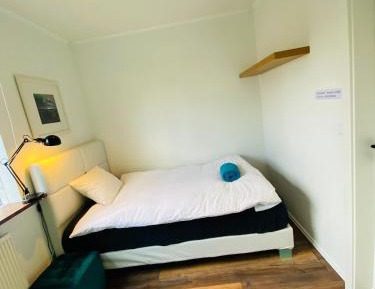 Basic Single Room with Shared Bathroom