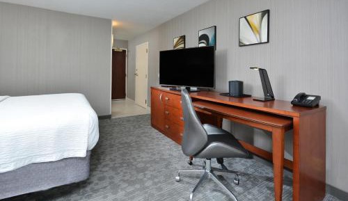 King Room with Sofa Bed