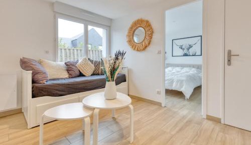 Superior One-Bedroom Apartment
