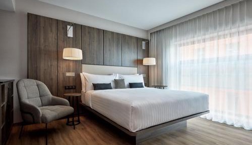 Standard King Room
