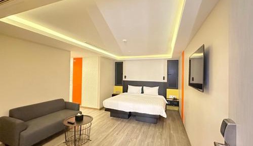 Large Double Room