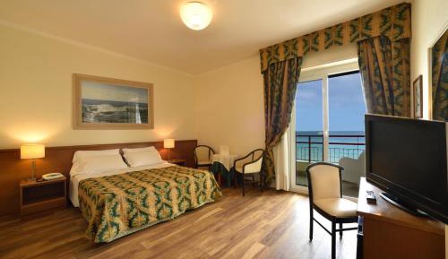 Double Room with Sea View