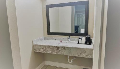 Double Room with Two Double Beds - Smoking