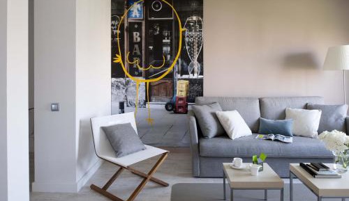 Four-Bedroom Apartment (1-9 Adults)