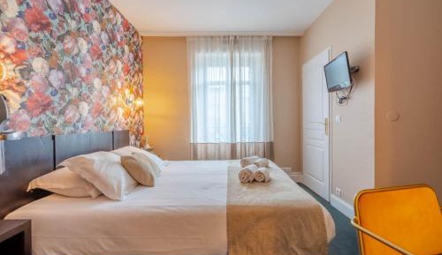 Classic Double Room with Shower