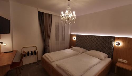 Economy Double or Twin Room