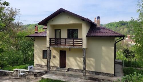 Three-Bedroom Townhouse