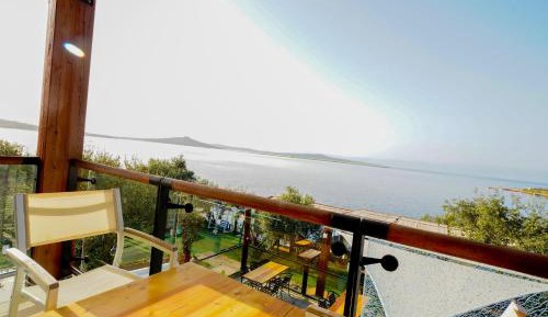 Double Room with Balcony and Sea View