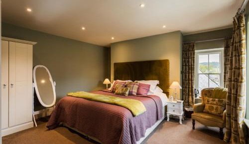 Deluxe Double Room with Shower